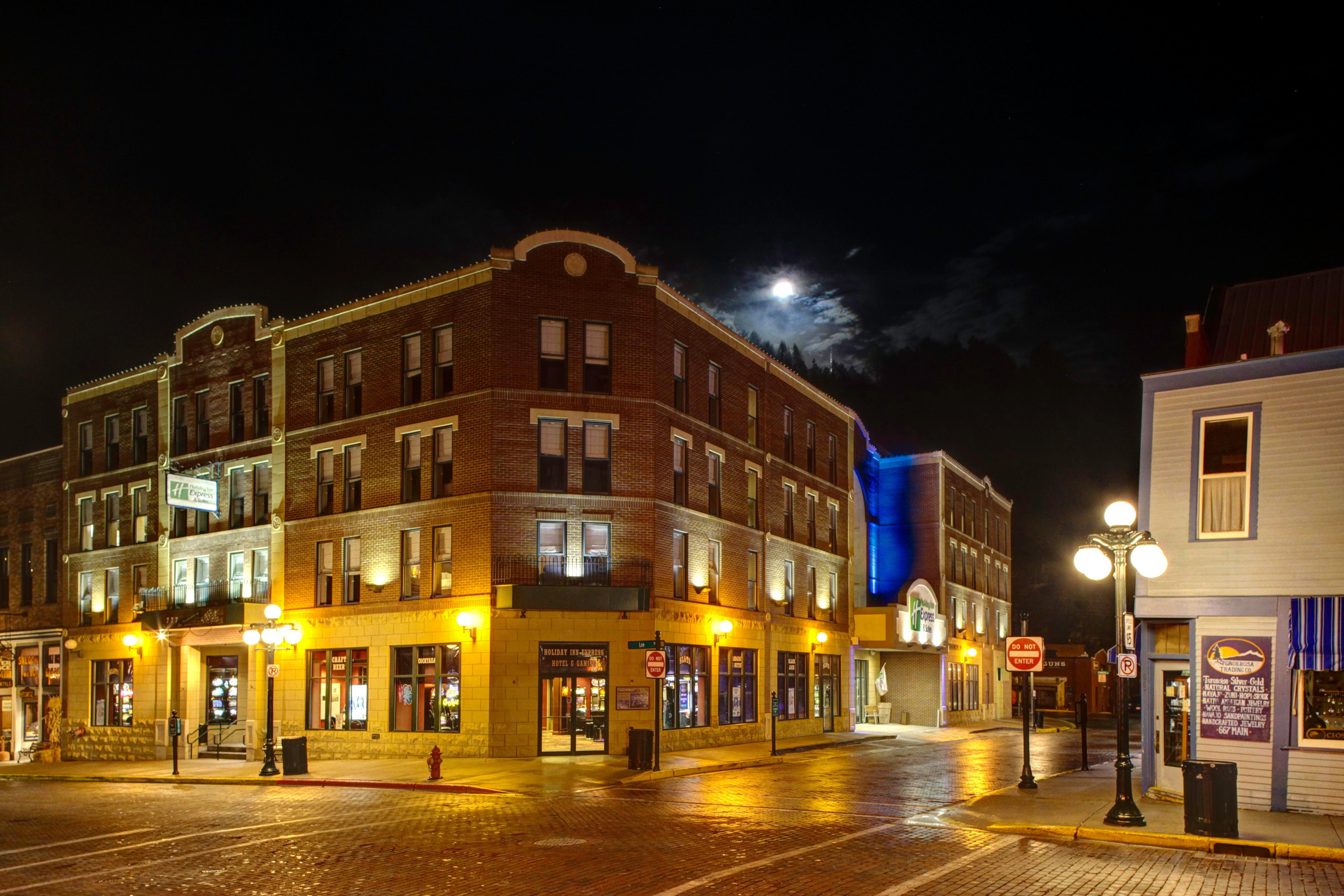 Holiday Inn Express Hotel & Suites Deadwood-Gold Dust Casino, An Ihg Hotel Exterior photo